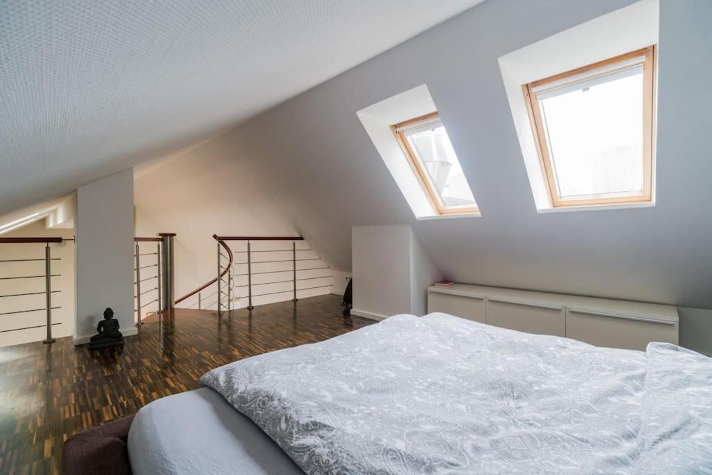 Ruhige Dachwohnung Mit Terrasse Berlin Mitte - Spacious Modern Rooftop Loft In Berlin Mitte Berlim Exterior foto