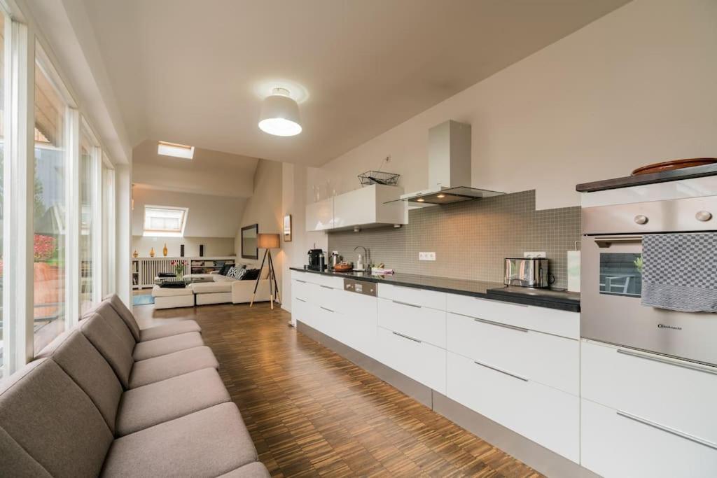 Ruhige Dachwohnung Mit Terrasse Berlin Mitte - Spacious Modern Rooftop Loft In Berlin Mitte Berlim Exterior foto