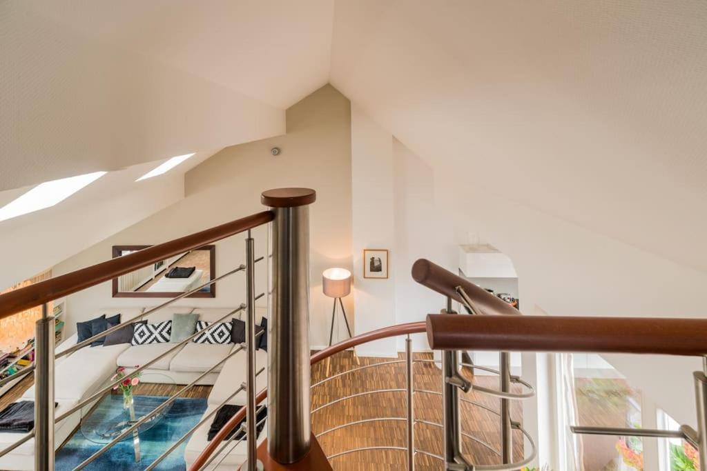 Ruhige Dachwohnung Mit Terrasse Berlin Mitte - Spacious Modern Rooftop Loft In Berlin Mitte Berlim Exterior foto
